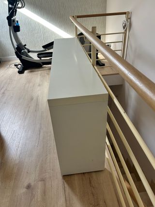 Mesa auxiliar estrecha IKEA blanca