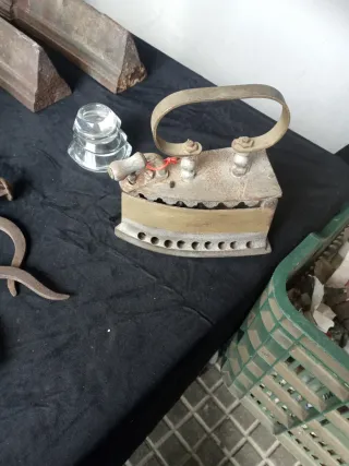 Plancha antigua de hierro