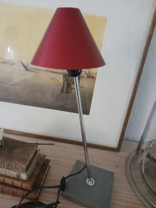 Lámpara de mesa Gira tremolada masana