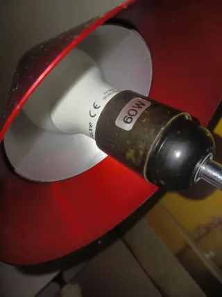 Lámpara de mesa Gira tremolada masana