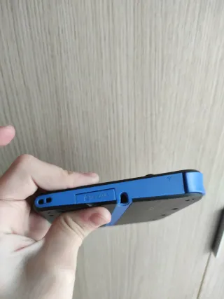 Nintendo 2DS Negra y Azul(Leer)