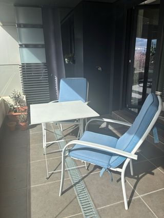 Conjunto de terraza 2 sillas y mesa