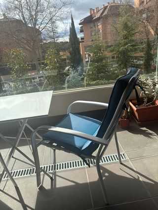 Conjunto de terraza 2 sillas y mesa