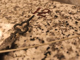 Orologio in granito funzionante