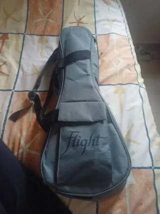 Ukelele Flight de madera