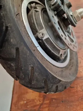 Patinete Eléctrico Joyor Y5S a reparar o piezas