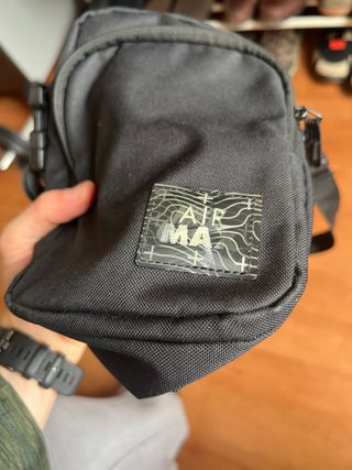 Riñonera Nike Air Max Vertical Negra