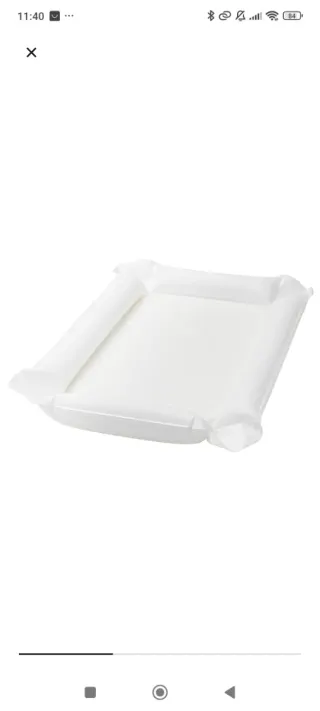 Cambiador Ikea con colchón hinchable y accesorios