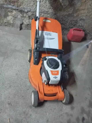 Cortacésped STIHL Naranja