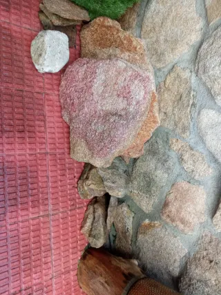 Piedras de granito y pizarra jardin