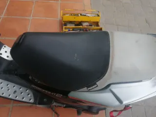 Asiento Peugeot Speedfight 2