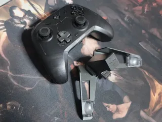 Mando Gamesir Cyclone 2 Negro con Soporte