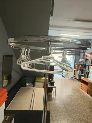 Perchero expositor tienda metal