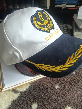 Gorra Capitán Azul y Blanca