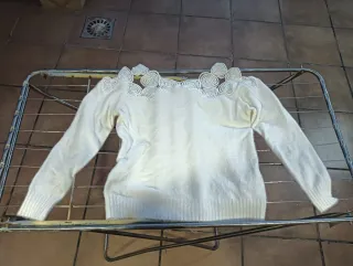 Jersey blanco mujer con corazones