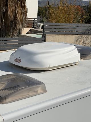 Viesa Holiday III Enfriador Techo autocaravana 12v