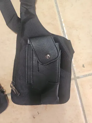 Bolso bandolera negro para hombre