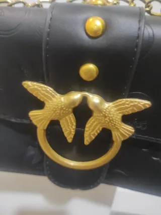 Bolso Pinko negro y dorado
