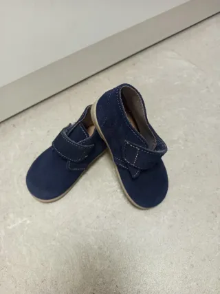 Zapatos niño azul talla 22