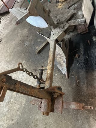 Arado con volteo para tractor