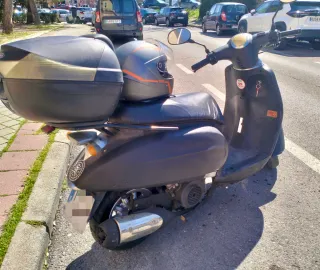 Moto Scooter 125cc Daelim besbi