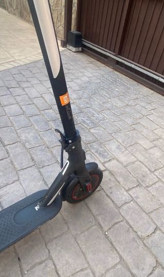 Patinete Eléctrico Xiaomi Negro