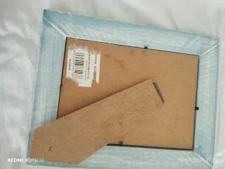 Marco de fotos azul desgastado