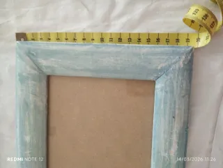 Marco de fotos azul desgastado