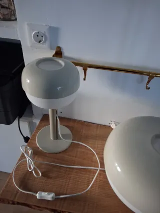 2 Lámparas Ikea Beige y Blanco.