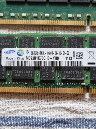 RAM ECC DDR3 8GB per memory server
