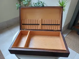 Lote 2 Cajas Metálicas Antiguas: Panter y Cogétama