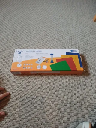 Pack de tres juegos de madere: tangram, puzles