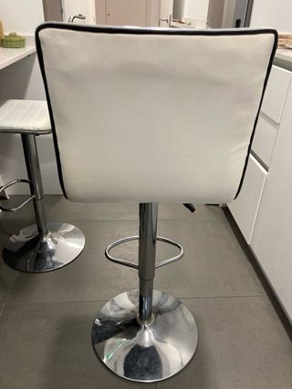 2 Taburetes de cocina regulables