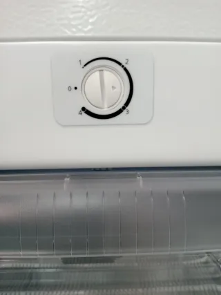 Congelador Vertical Benavent 143x55