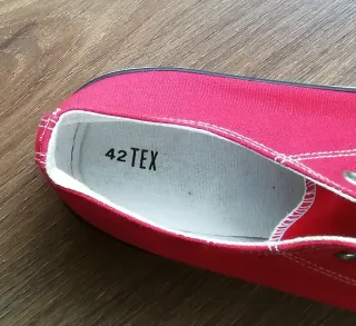 Zapatillas lona Tex Carrefour hombre rojas.