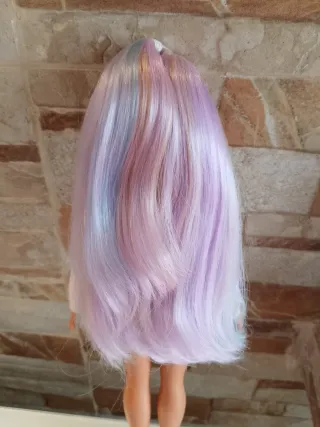 Barbie Curvy Unicornio