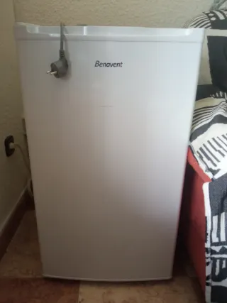 Congelador vertical Benavent