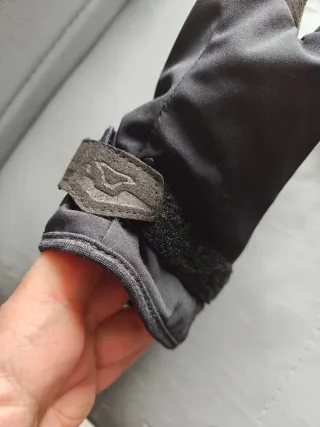 Guanti Moto Leggeri leggeri, per mezza stagione