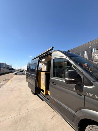 MAN TGE 4X4 3.180 CAMPERIZADA CON TODOS LOS LUJOS