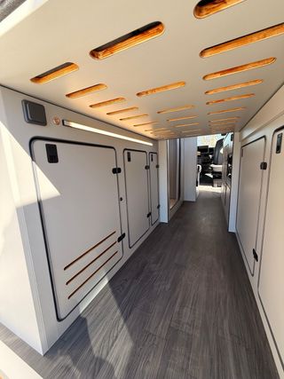 MAN TGE 4X4 3.180 CAMPERIZADA CON TODOS LOS LUJOS