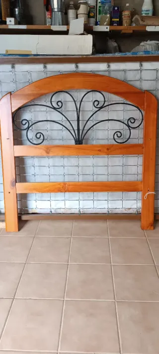 Cabezal madera y forja 90cm + somier+ colchón
