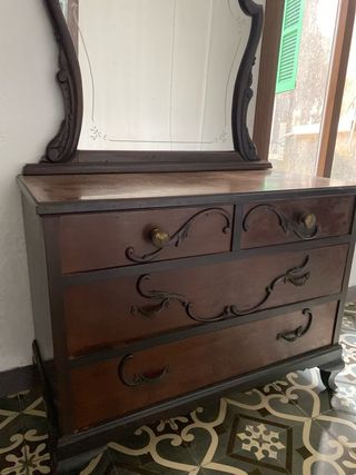 Tocador antiguo madera maciza con espejo