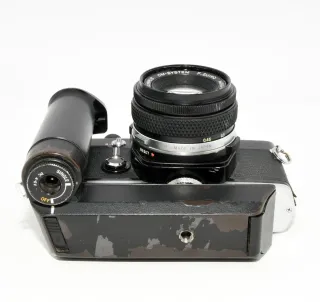 Cámara Olympus OM-1 + Zuiko 50MM 1.8 + GRIP