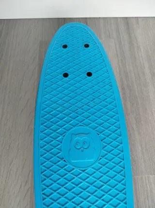 Monopatín azul para niños