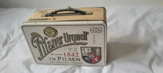 Lata da collezione di birre di diverse marche