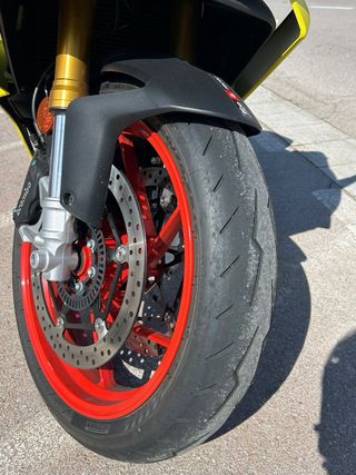 Aprilia RS 660 Amarilla