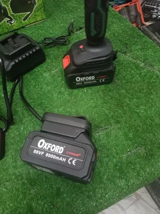 Kit Potatura Elettrica Oxford 2 Batterie