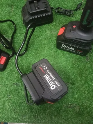 Kit Potatura Elettrica Oxford 2 Batterie