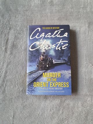 Dos libros de Agatha Christie en inglés