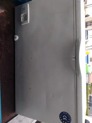 Arcón congelador blanco